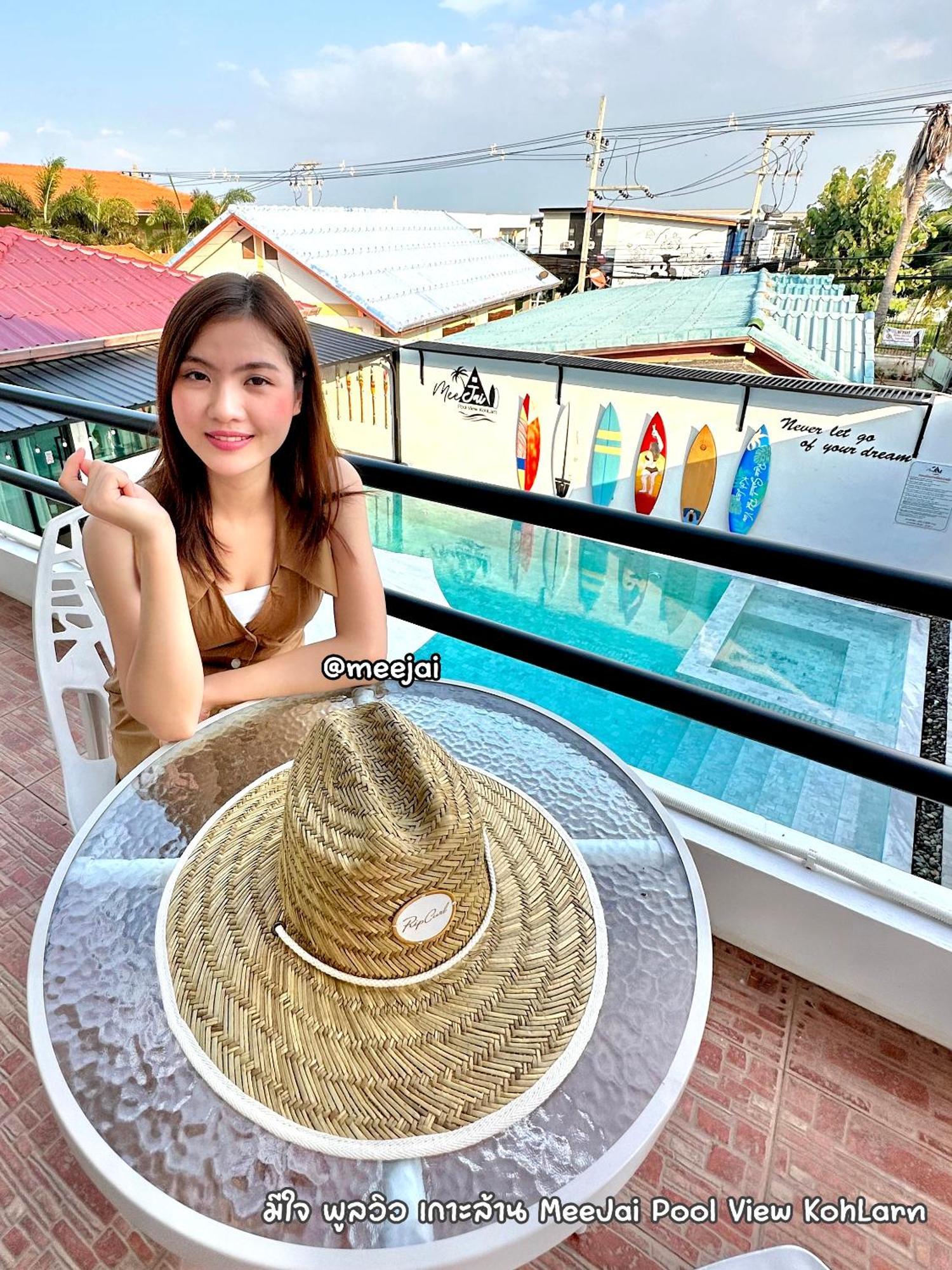 มีใจ พูลวิว เกาะล้าน Meejai Pool View Kohlarn Hotel Exterior foto